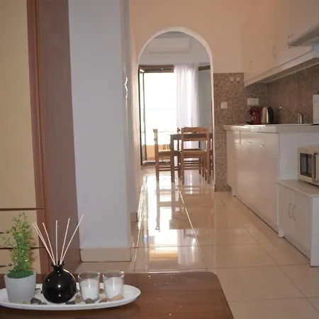 Plethora Homes Apartment Kamari (Santorini)